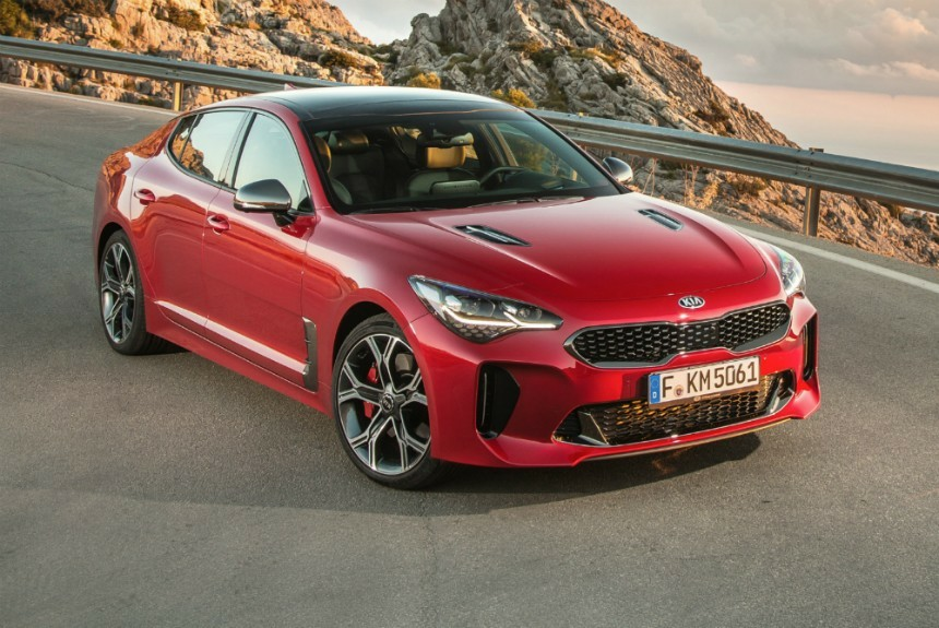 Коврики текстильные "Комфорт" для Kia Stinger (хэтчбек 5 дв) 2017 - Н.В., черные, 5шт.