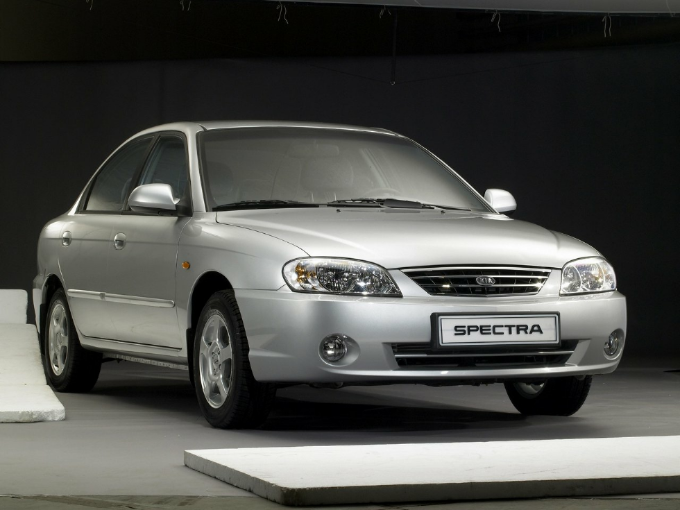 Коврики текстильные "Стандарт" для Kia Spectra (седан / LD) 2004 - 2011, черные, 4шт.