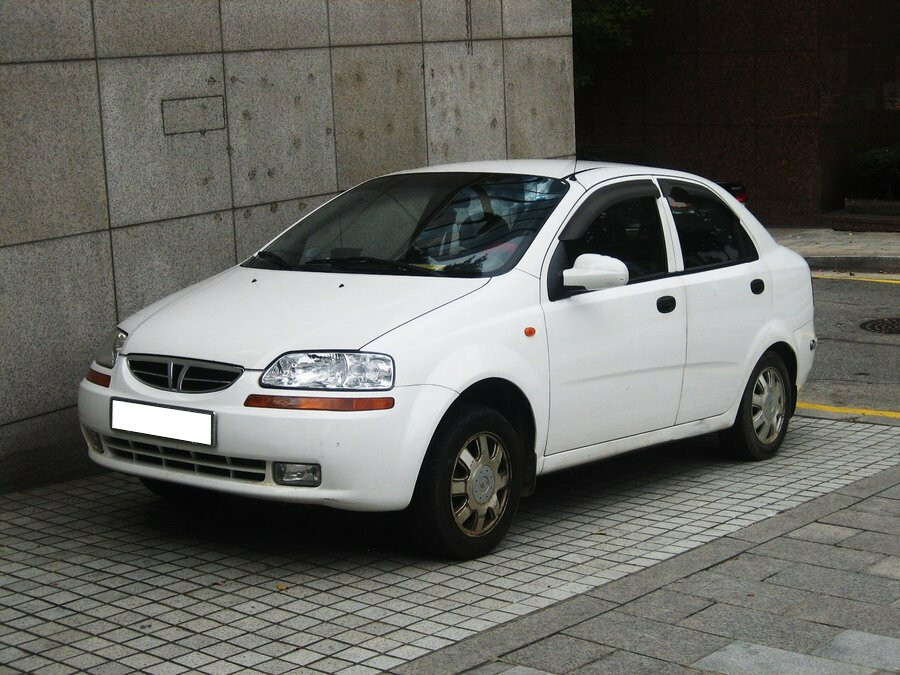 Коврики текстильные "Стандарт" для Daewoo Kalos (седан / T200) 2002 - 2006, черные, 5шт.